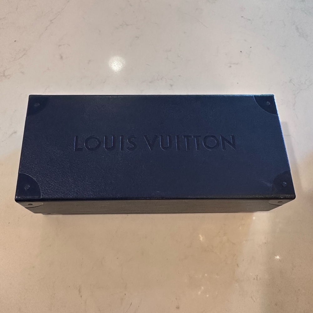 Louis Vuitton sunglasses case with box